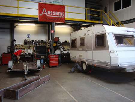 Werkplaats herstelling caravan Louben