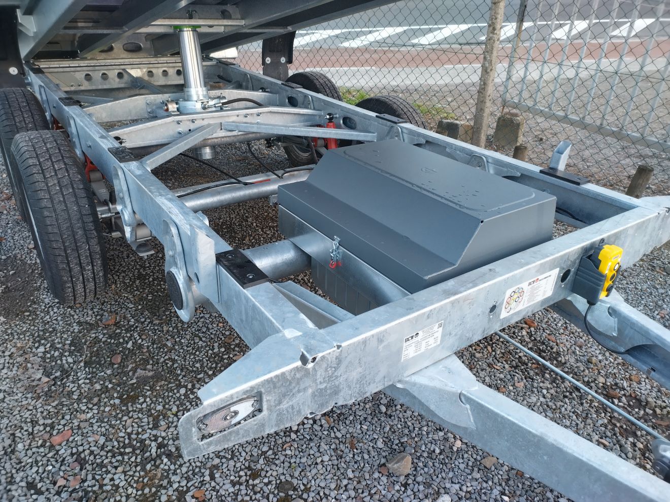 BCW Bionic kipper 2-as geremd - chassis
