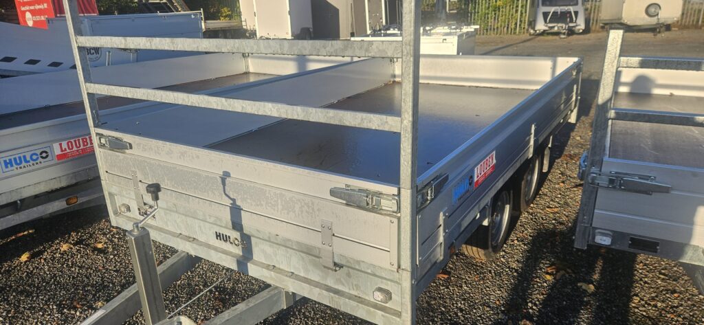 Hulco Medax, 335 x 183 cm